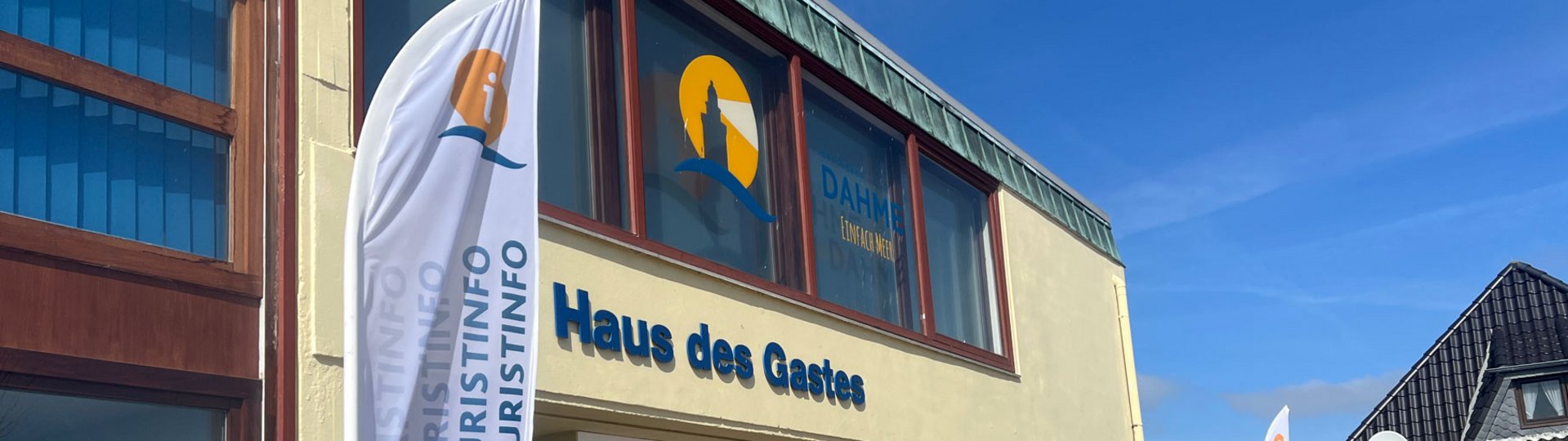 Das Gebäude der Touristinfo von außen