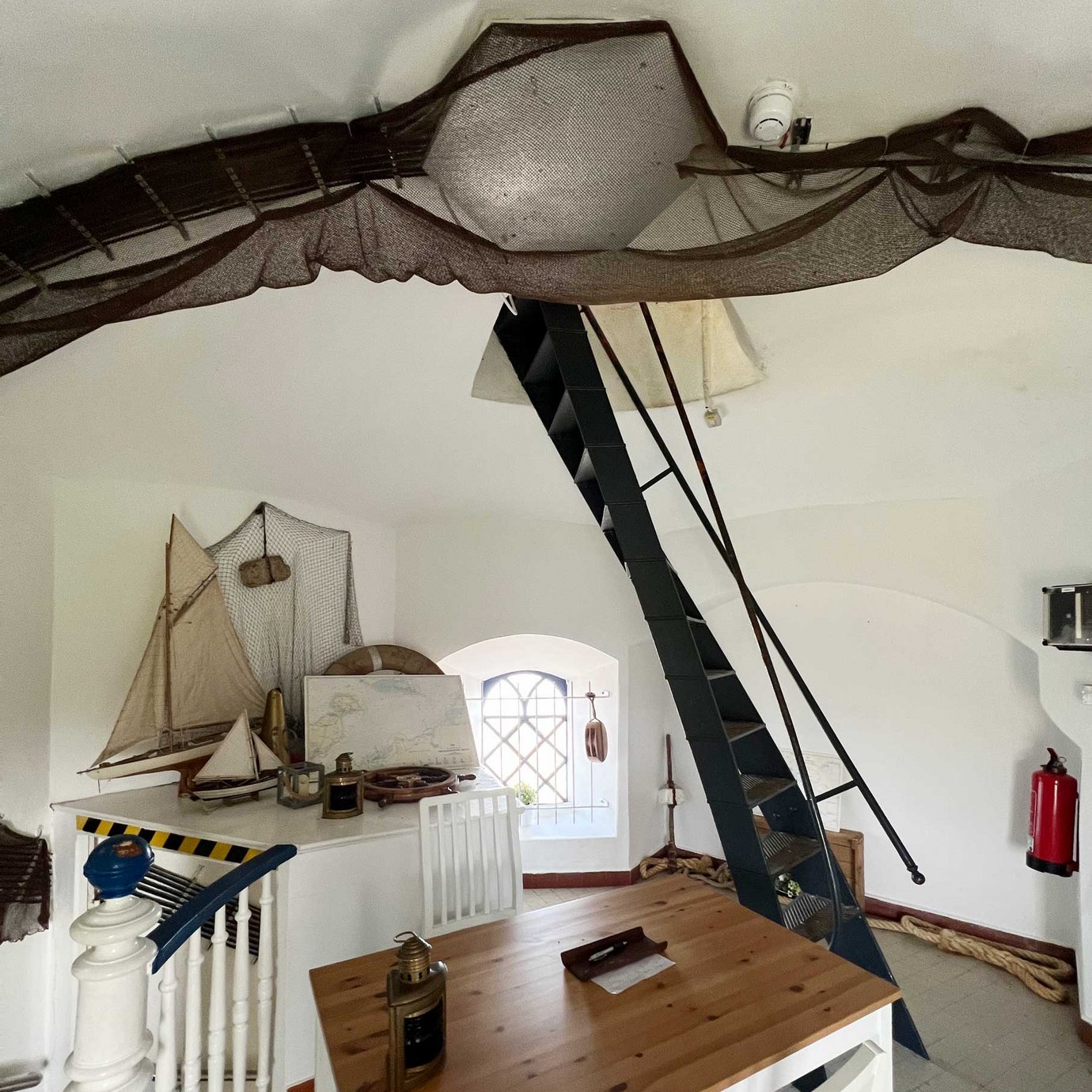 Innenansicht des Trauzimmers im Dahmer Leuchtturm